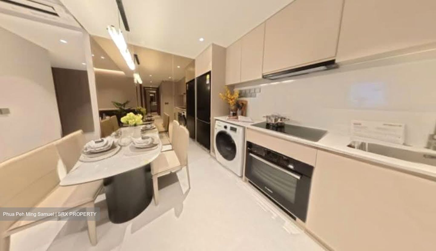 Bright Hill Drive (D20), Condominium #557570361